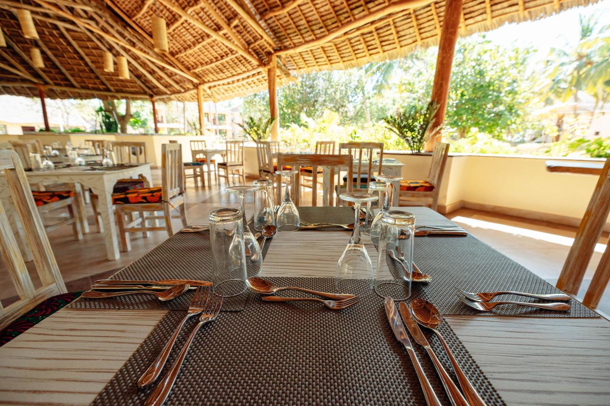 Sansi Kae Beach Resort Michamvi Exterior foto